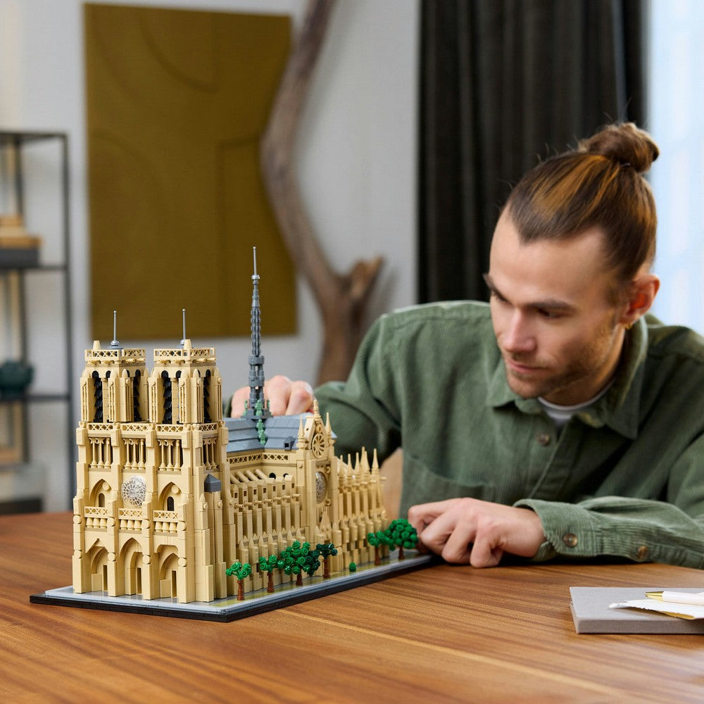 LEGO Architecture Notre-Dame din Paris 21061