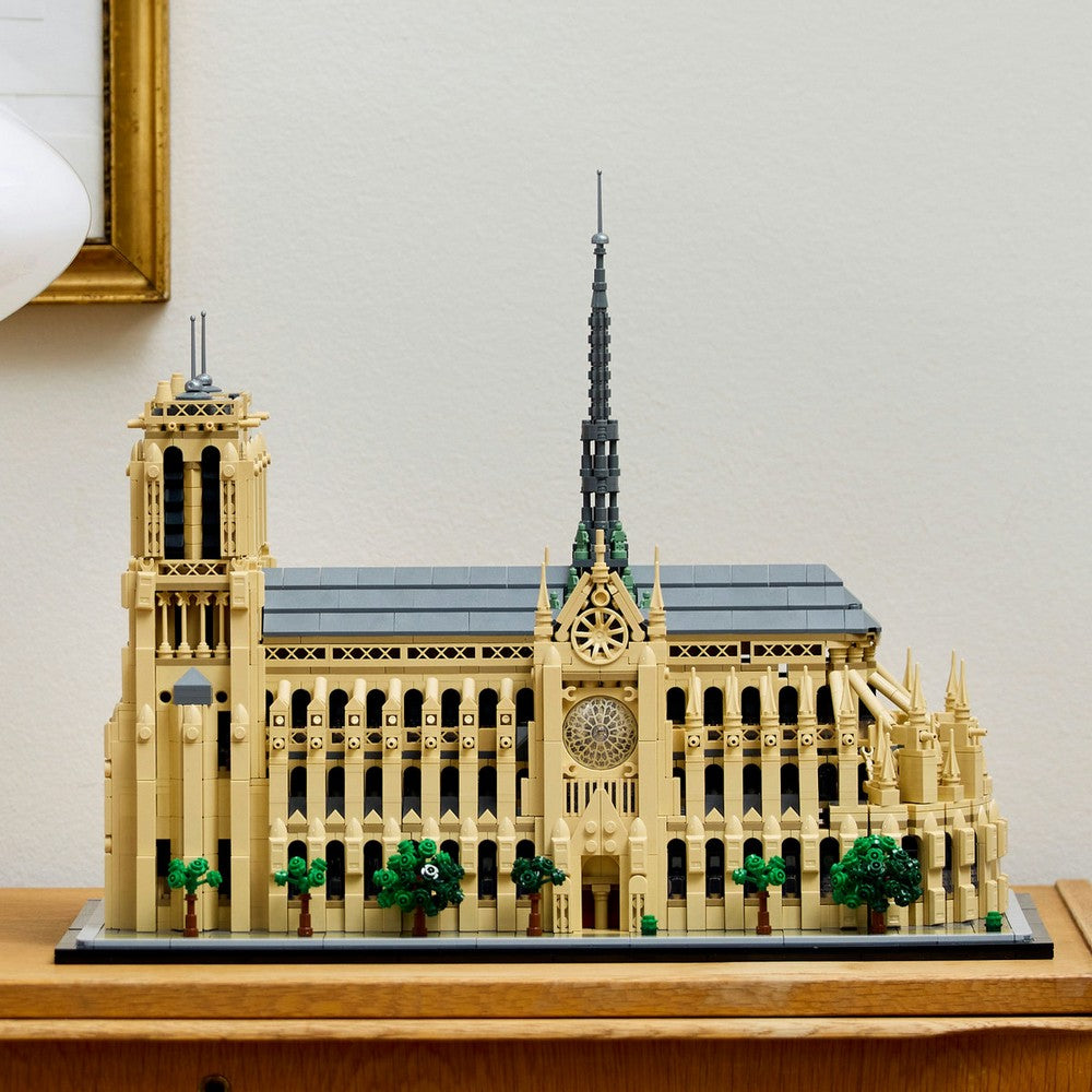 LEGO Architecture Notre-Dame din Paris 21061